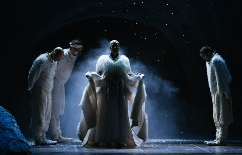 Тайна старого шкафа