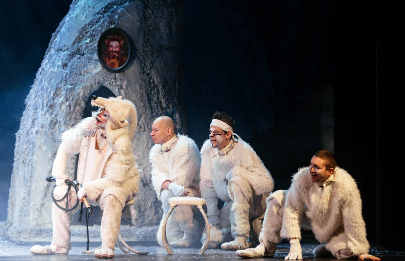 Тайна старого шкафа