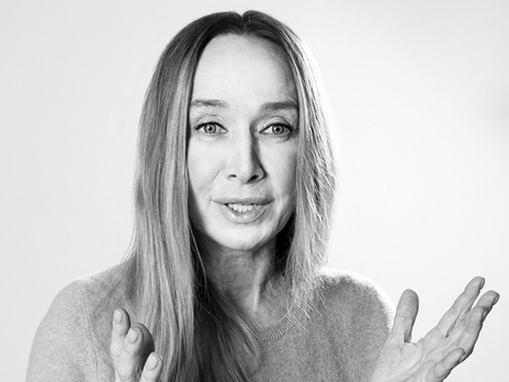 Лариса Богословская